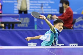 为什么打者必须戴护耳头盔