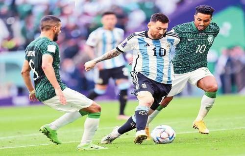 公开叫价2个首轮签！快船中锋复出1胜2负，只能出售